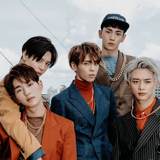 SHINee