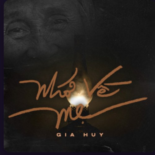 Gia Huy Singer